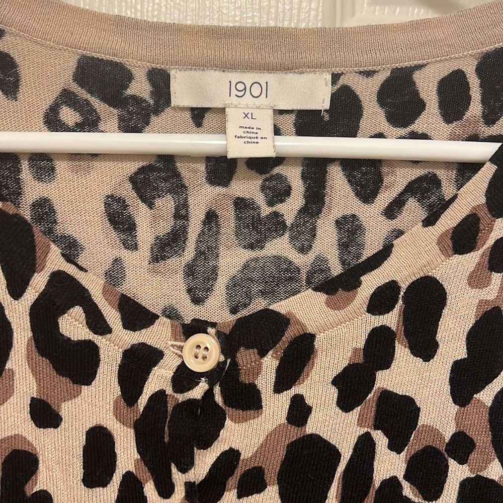 1901 Extra Large Button Up - image 2